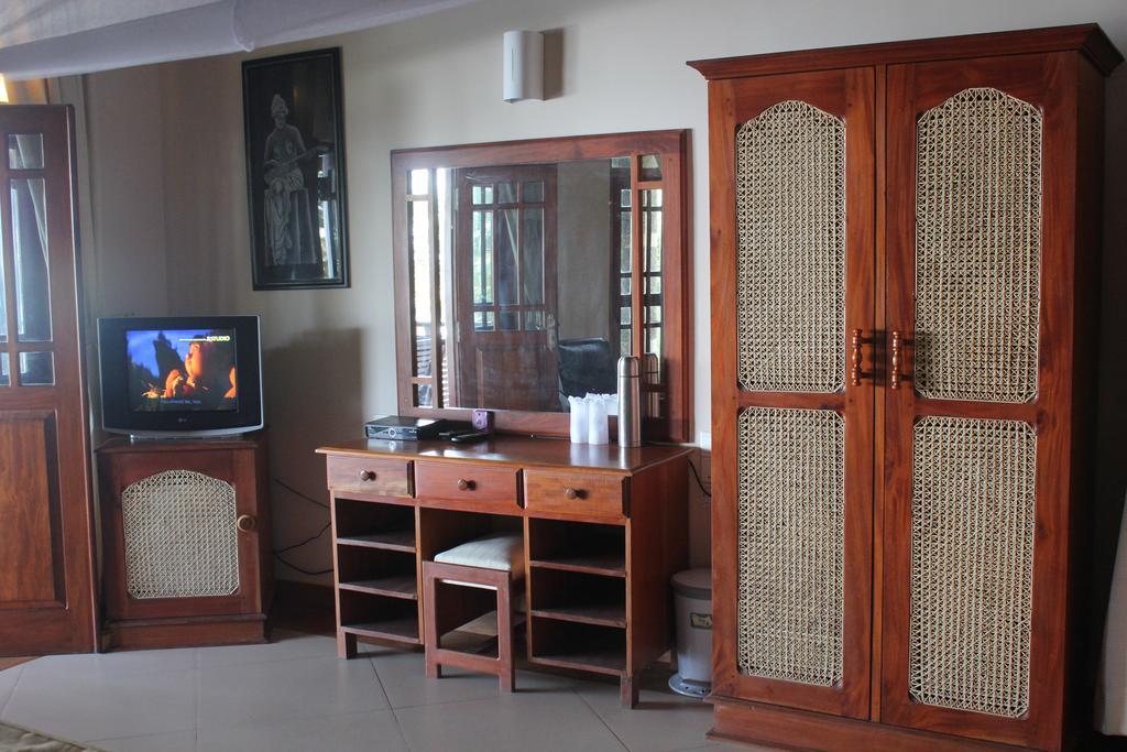 Warahena Beach Hotel Bentota Luaran gambar