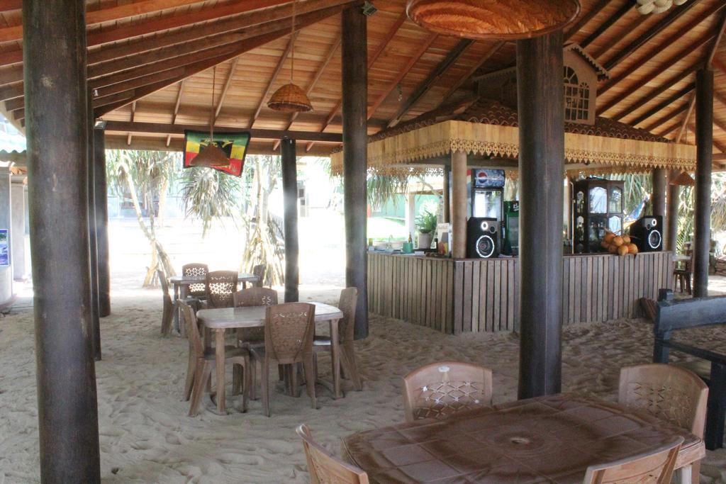 Warahena Beach Hotel Bentota Luaran gambar