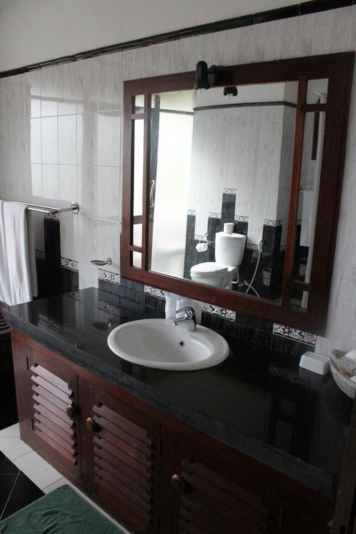 Warahena Beach Hotel Bentota Luaran gambar